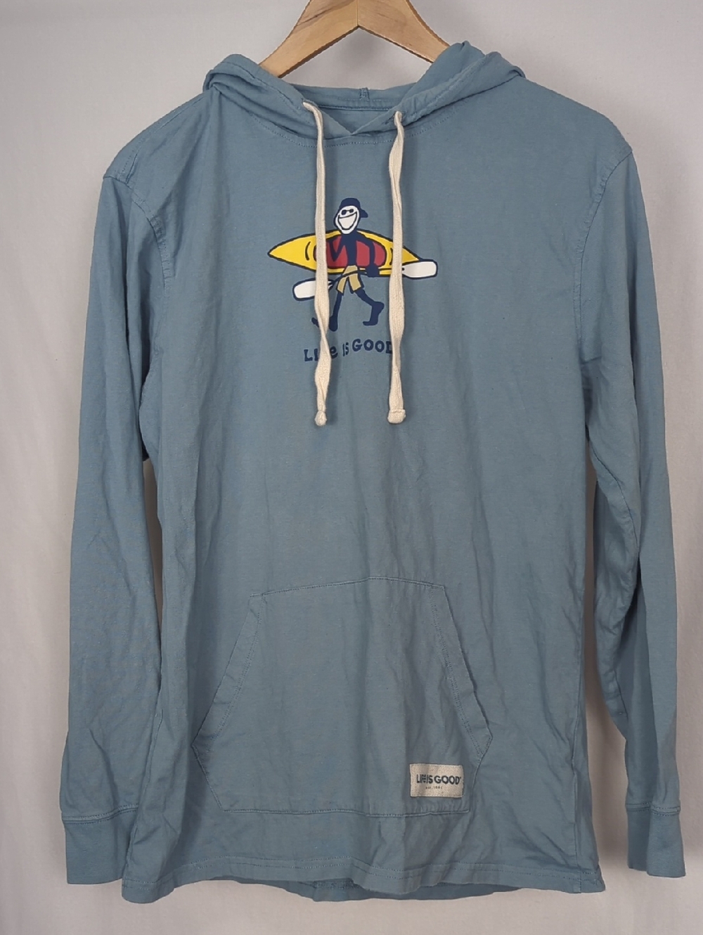 LIFE IS GOOD Men’s Kayak Smokey Blue Pullover Hoodie Tee